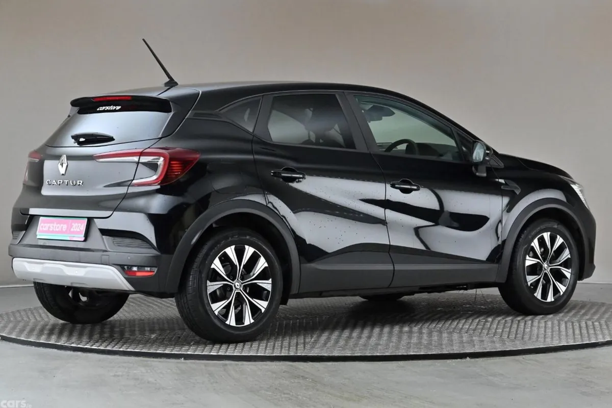 Renault Captur SUV, Petrol, 2024, Black