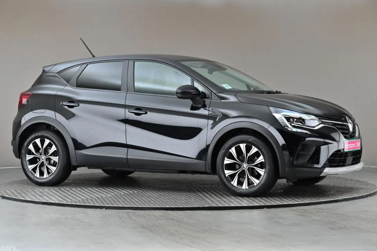 Renault Captur SUV, Petrol, 2024, Black