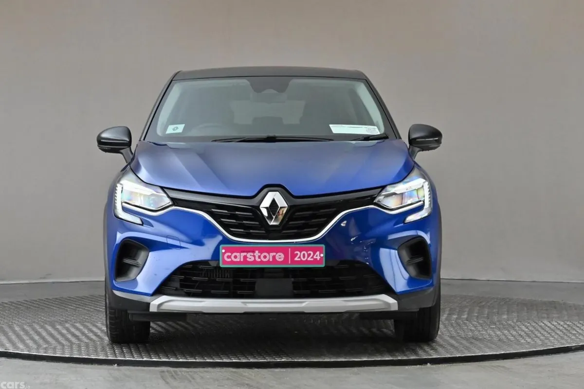 Renault Captur SUV, Petrol, 2024, Blue