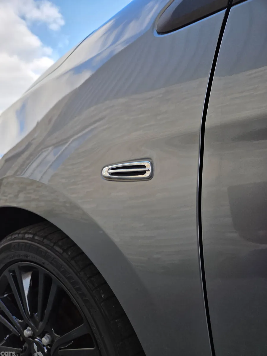 Mitsubishi Mirage Hatchback, Petrol, 2019, Grey