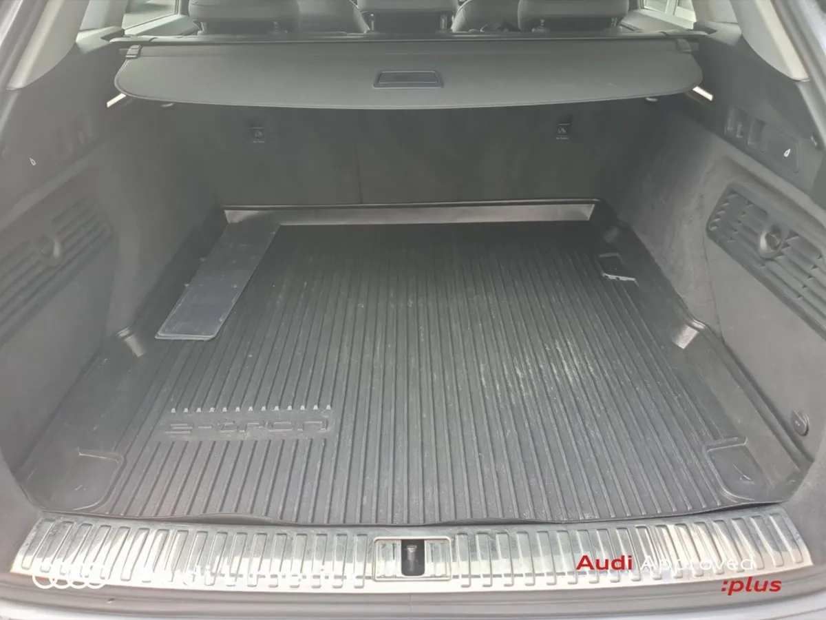 Audi e-tron Estate, Electric, 2020, Silver