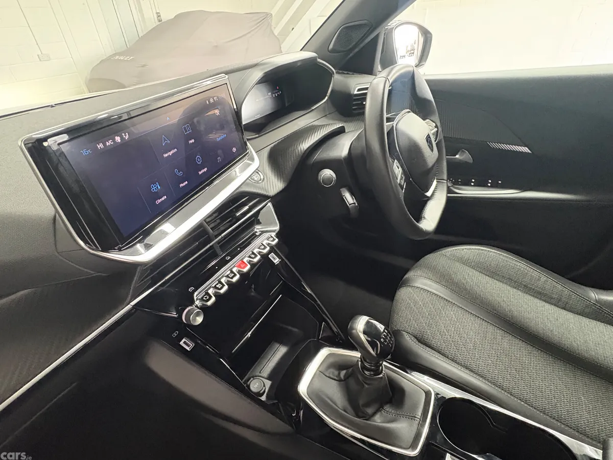 Peugeot 2008 SUV, Petrol, 2024, White