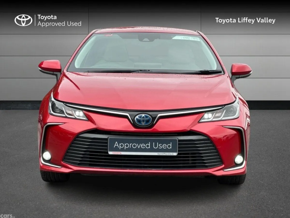 Toyota Corolla Saloon, Petrol Hybrid, 2021, Red