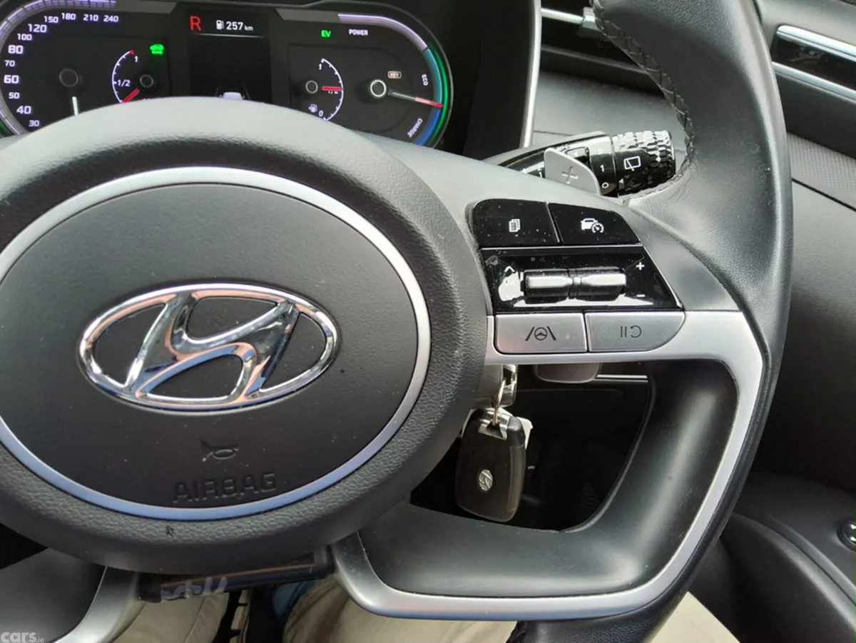 Hyundai Tucson SUV, Petrol Plug-in Hybrid, 2023, Black