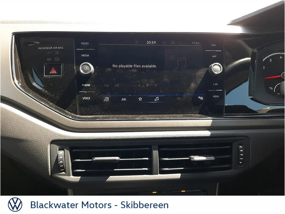 Volkswagen Polo Hatchback, Petrol, 2021, White