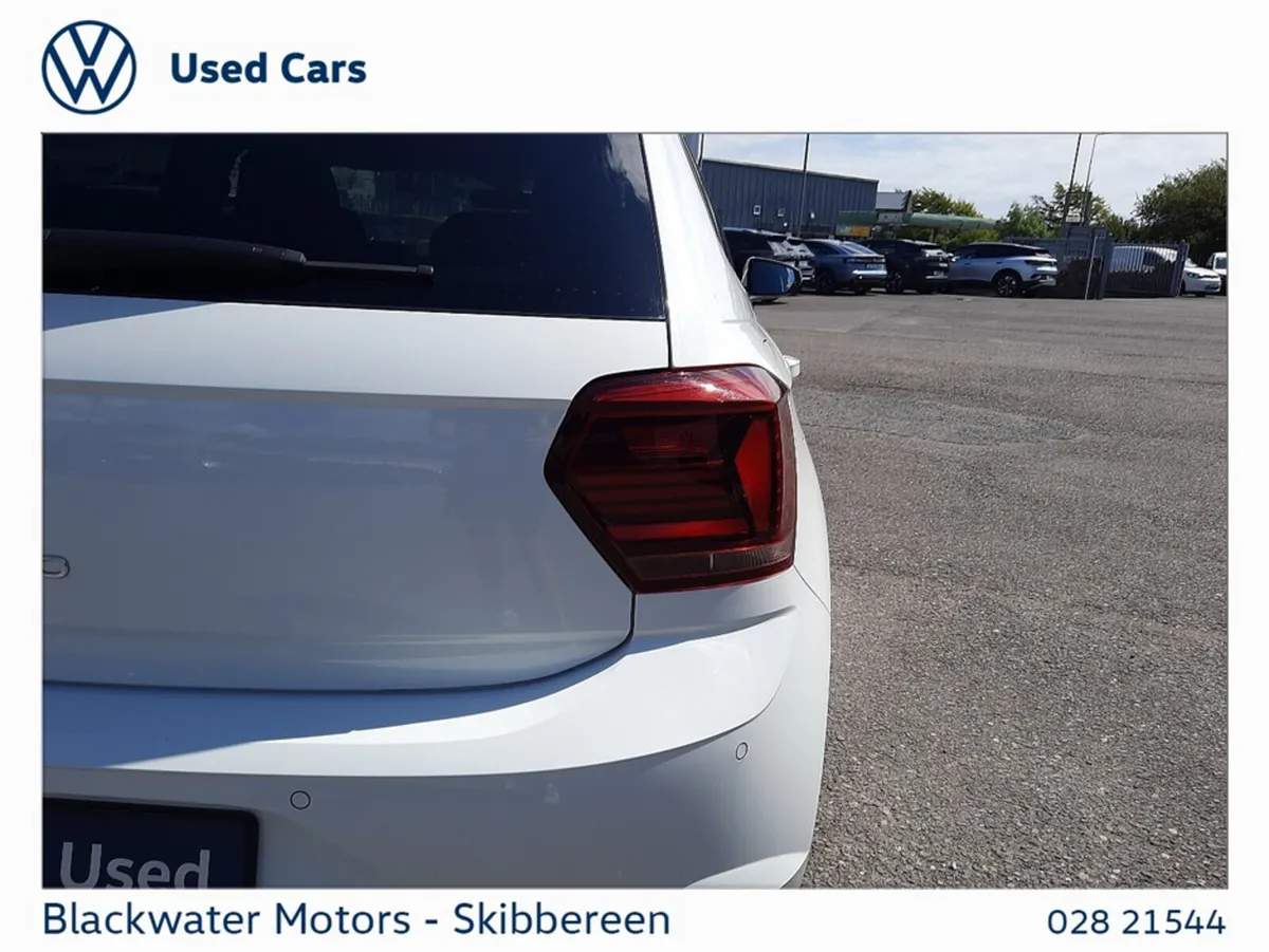 Volkswagen Polo Hatchback, Petrol, 2021, White