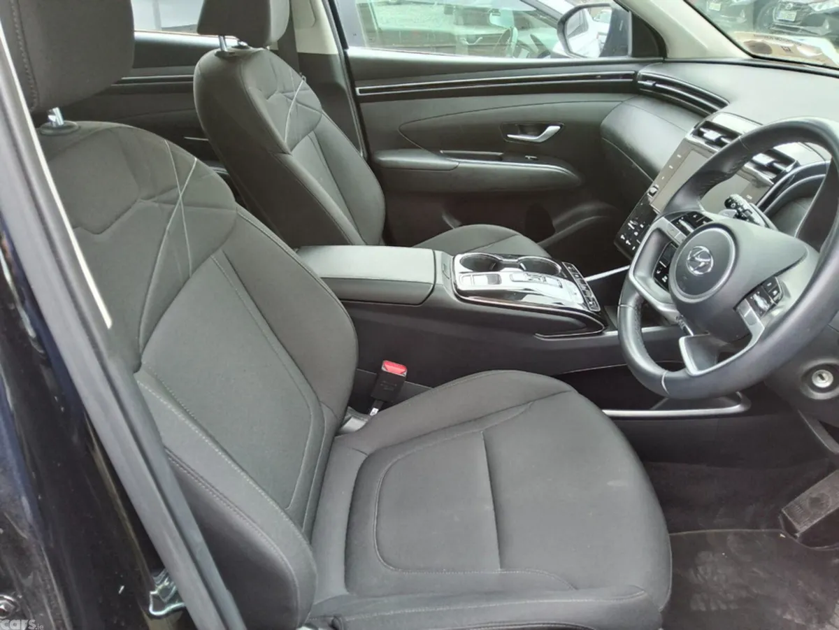 Hyundai Tucson SUV, Petrol Plug-in Hybrid, 2023, Black