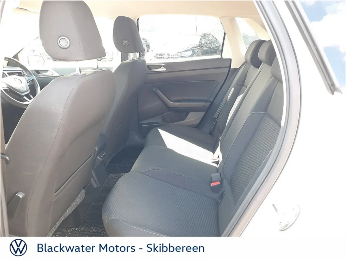 Volkswagen Polo Hatchback, Petrol, 2021, White