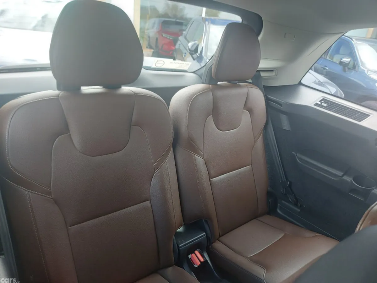 Volvo XC90 MPV, Diesel, 2019, Grey