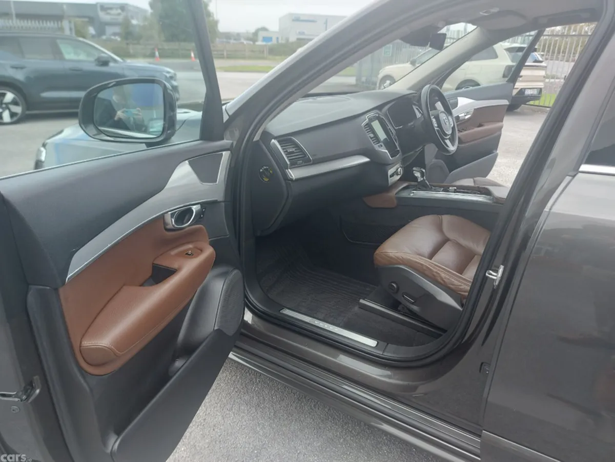 Volvo XC90 MPV, Diesel, 2019, Grey