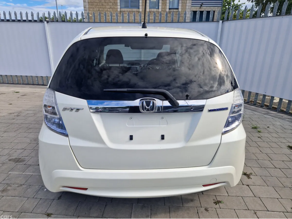Honda Fit Hatchback, Petrol Hybrid, 2011, White