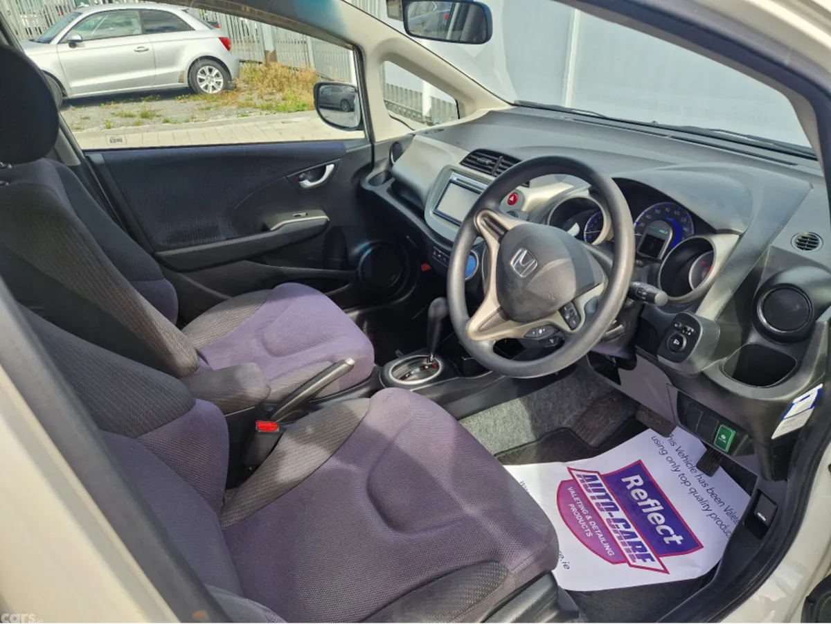 Honda Fit Hatchback, Petrol Hybrid, 2011, White