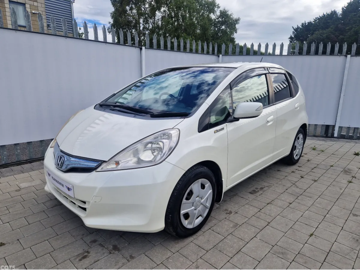 Honda Fit Hatchback, Petrol Hybrid, 2012, White