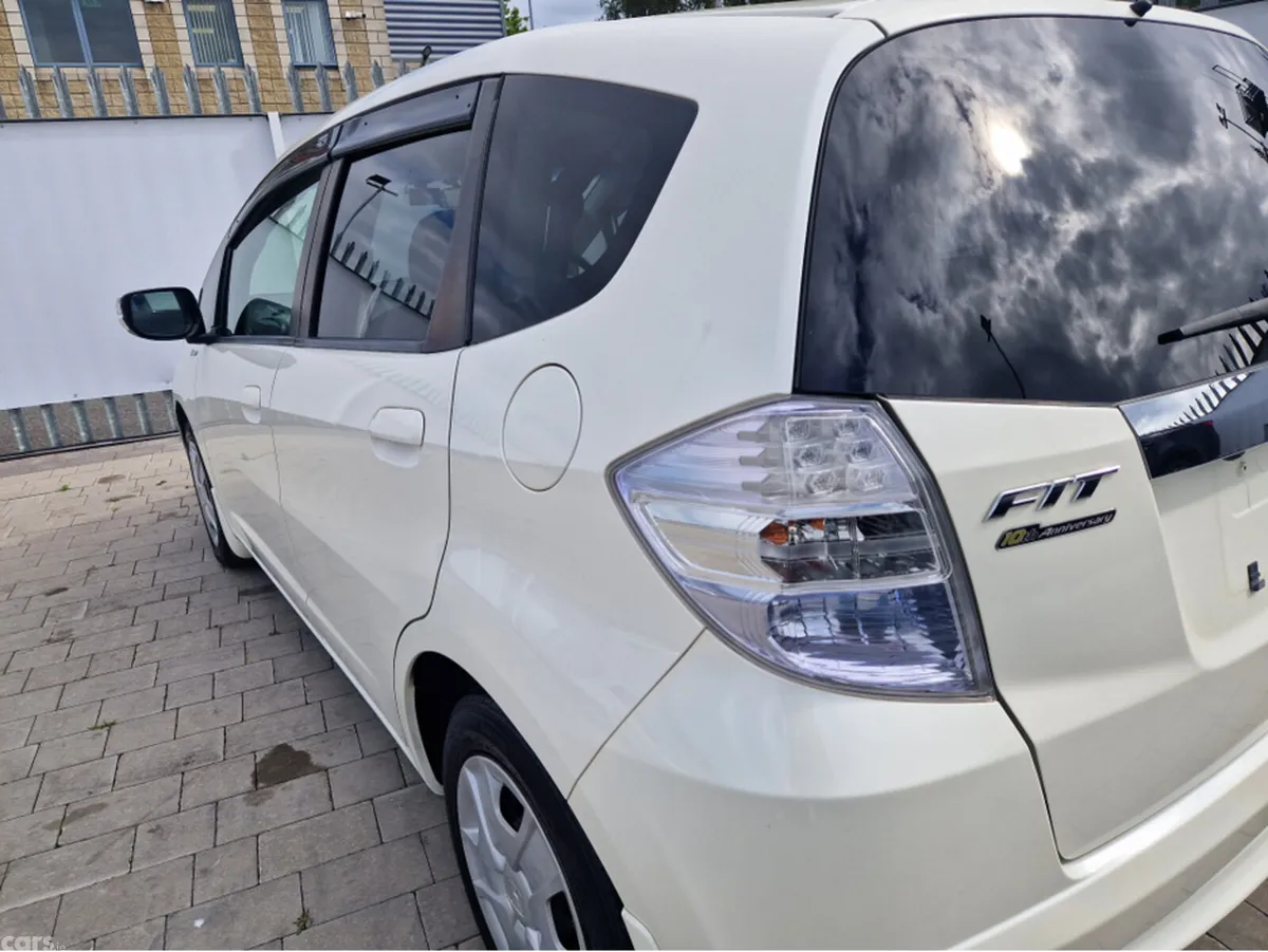 Honda Fit Hatchback, Petrol Hybrid, 2012, White