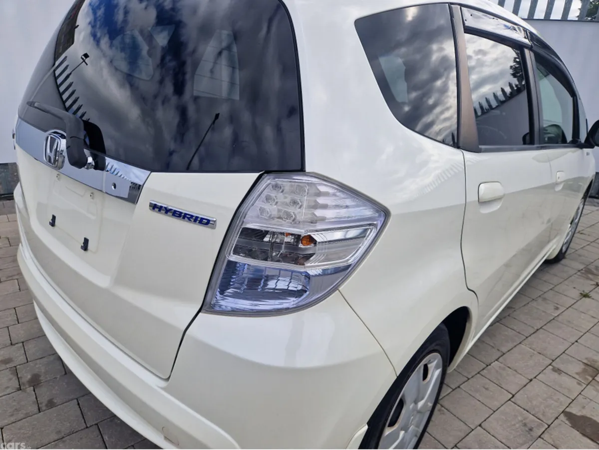 Honda Fit Hatchback, Petrol Hybrid, 2012, White