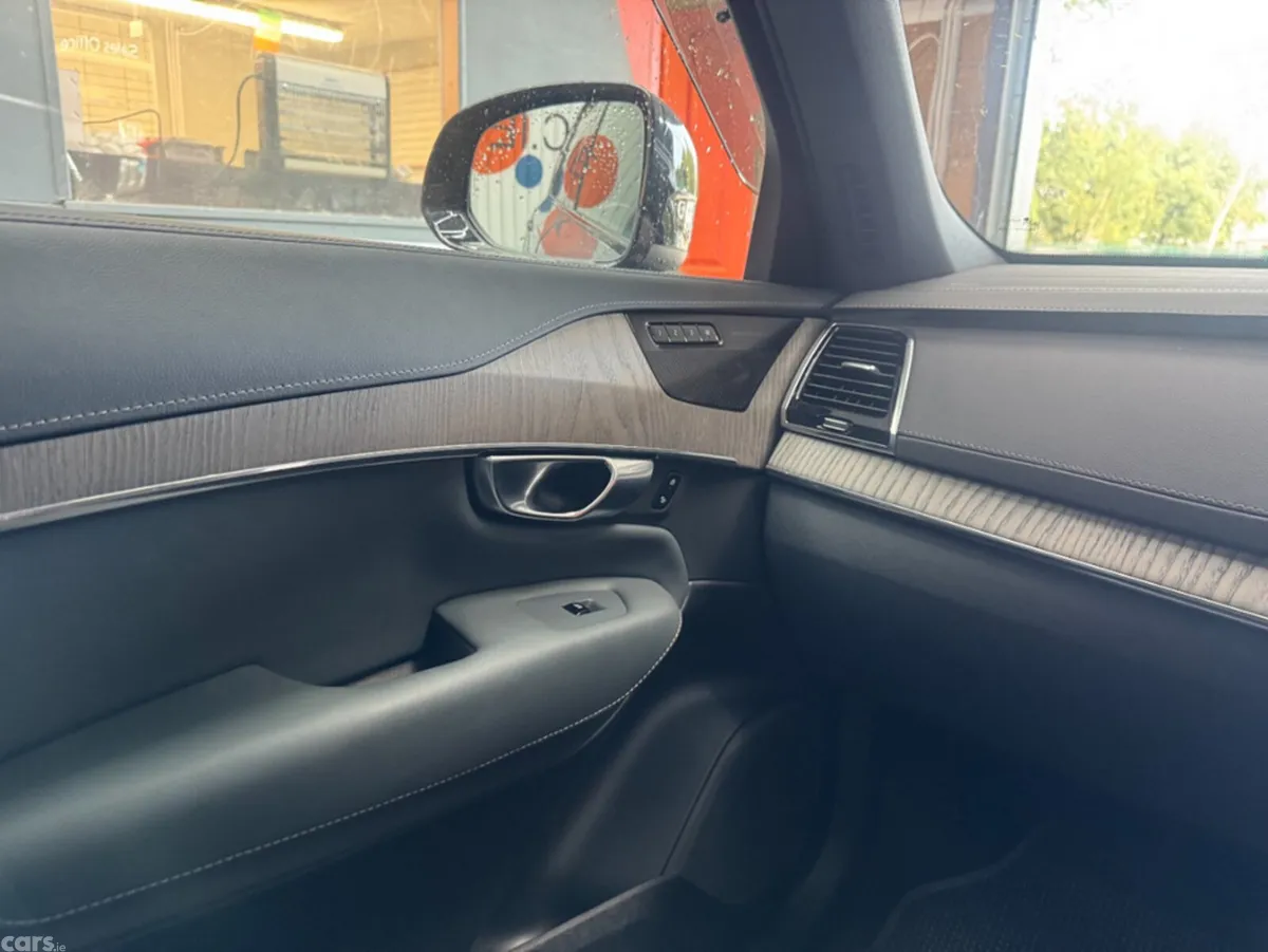 Volvo XC90 SUV, Petrol Plug-in Hybrid, 2023, Grey