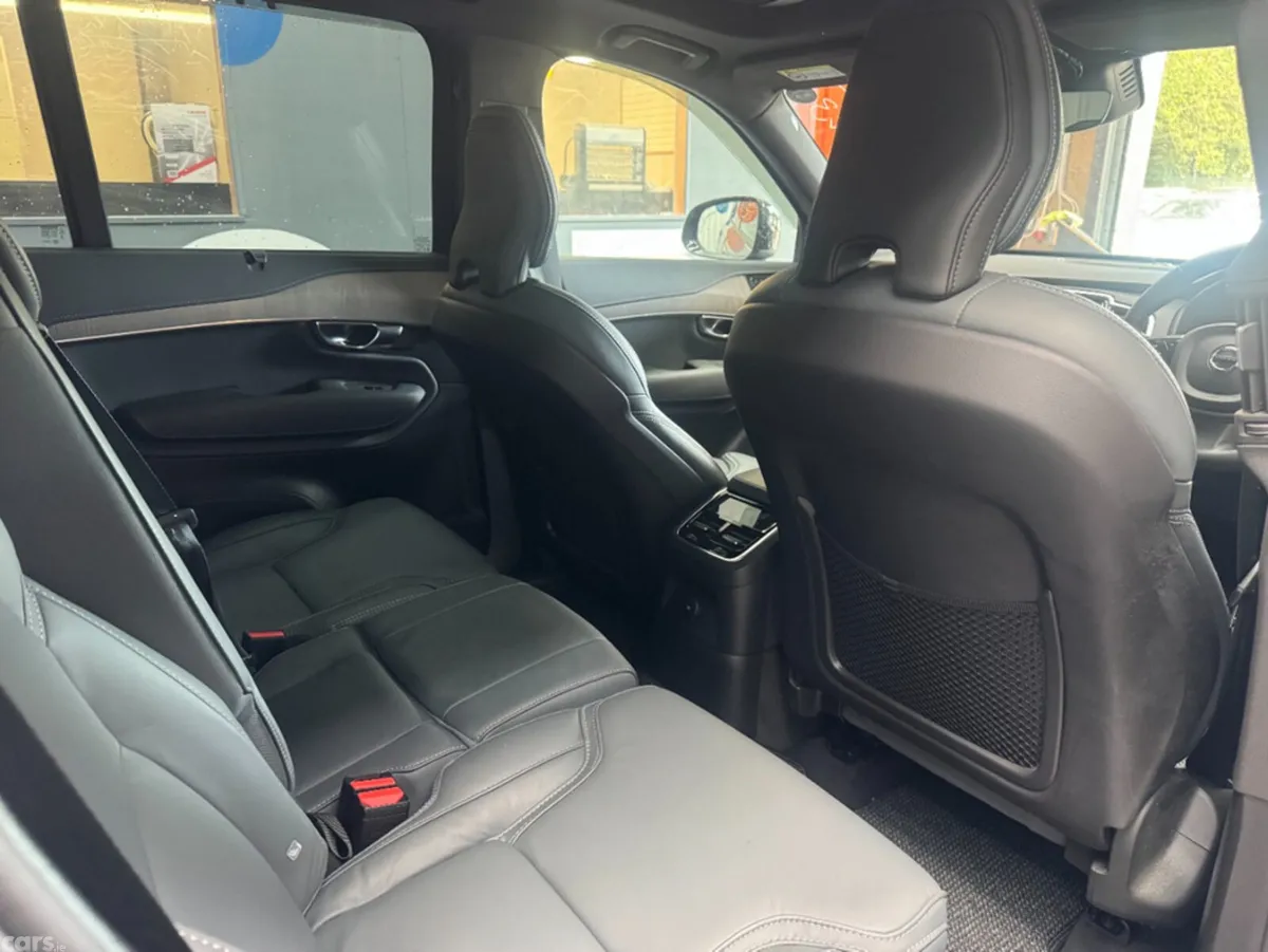 Volvo XC90 SUV, Petrol Plug-in Hybrid, 2023, Grey