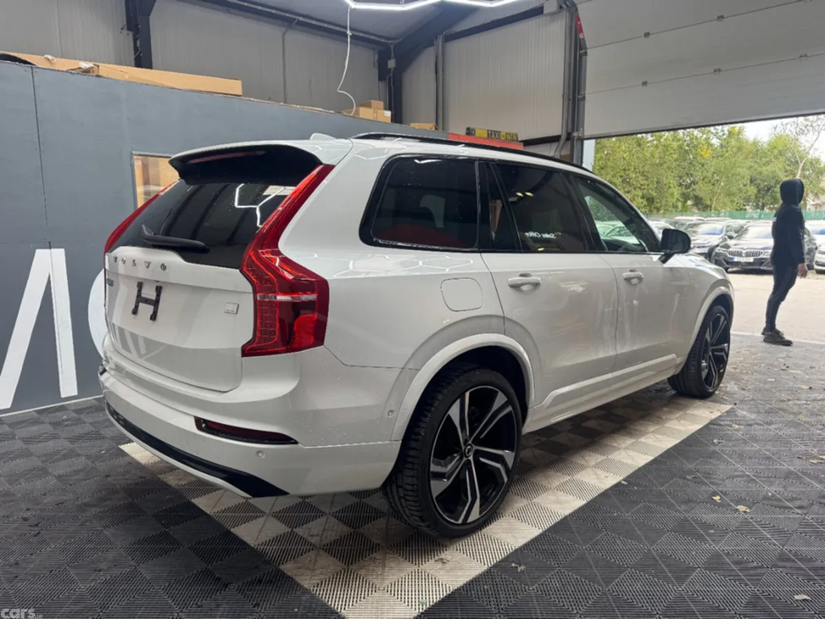 Volvo XC90 SUV, Petrol Plug-in Hybrid, 2023, White