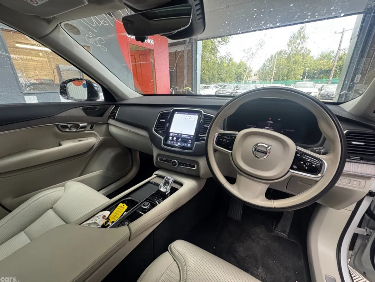Volvo XC90 SUV, Petrol Plug-in Hybrid, 2023, White