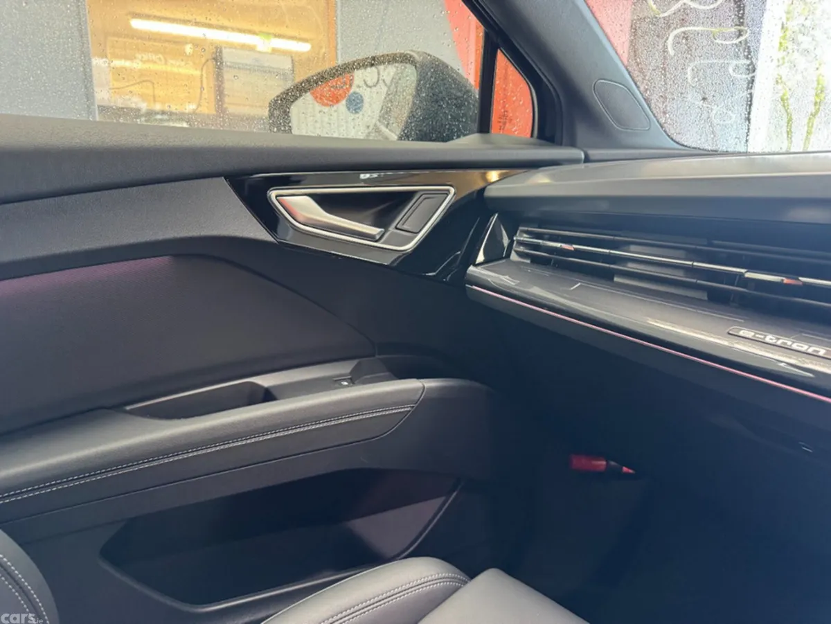 Audi Q4 e-tron SUV, Electric, 2024, Black