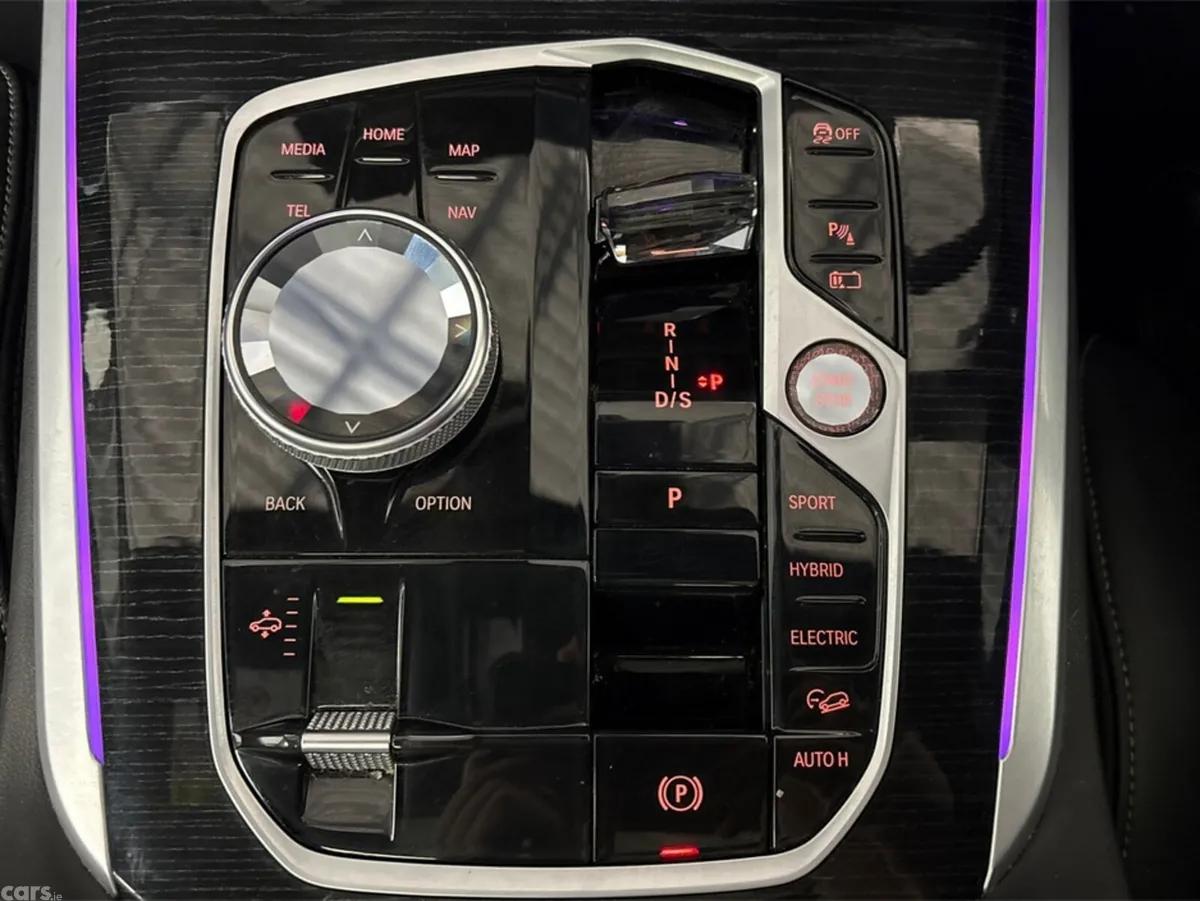 BMW X5 SUV, Petrol Plug-in Hybrid, 2023, White