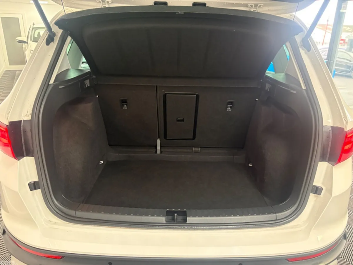 SEAT Ateca Estate, Petrol, 2021, White