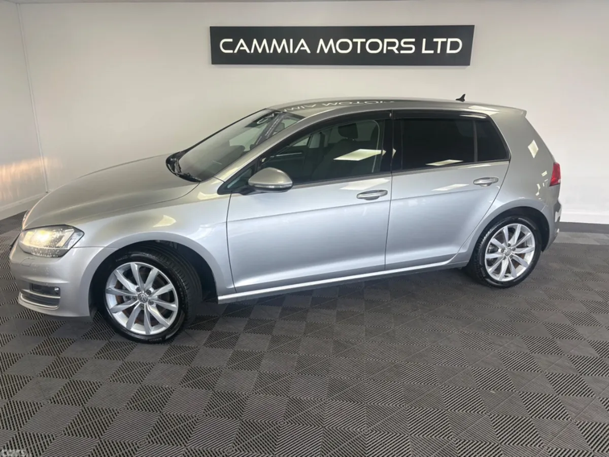 Volkswagen Golf Hatchback, Petrol, 2019, Silver