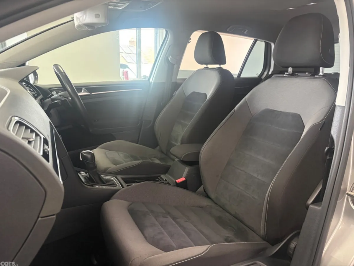 Volkswagen Golf Hatchback, Petrol, 2019, Silver