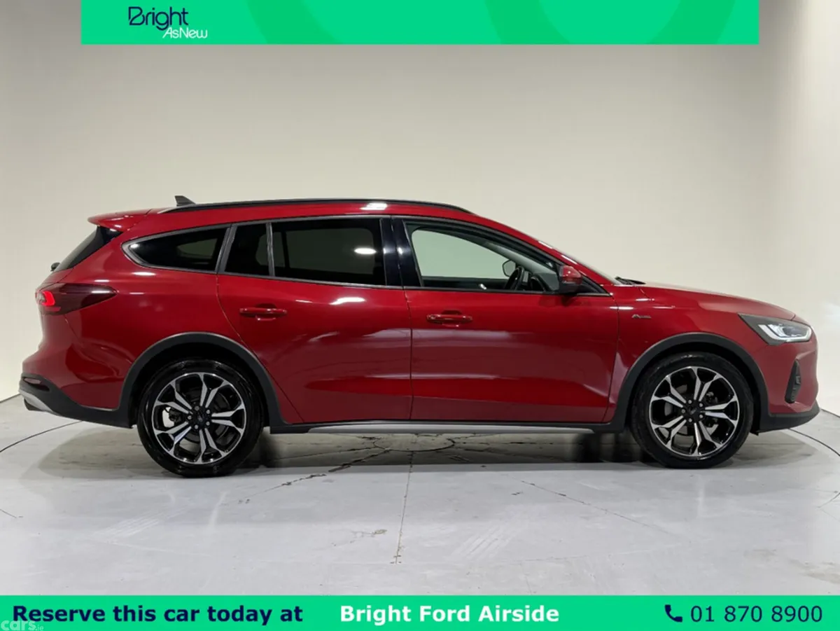 Ford Focus Estate, Petrol, 2022, Red