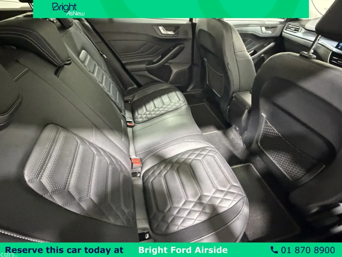 Ford Focus Estate, Petrol, 2022, Red