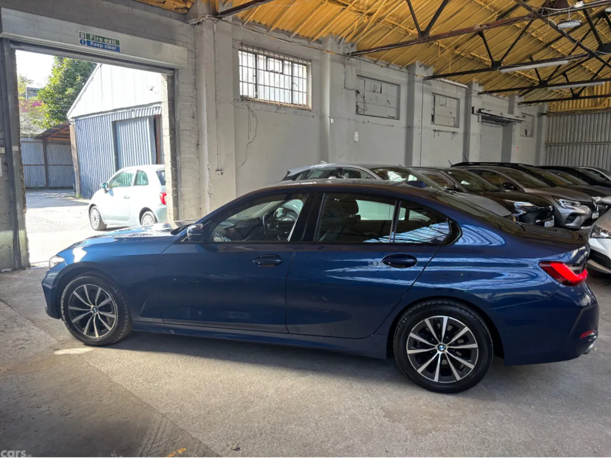 BMW 3-Series Saloon, Diesel, 2023, Blue