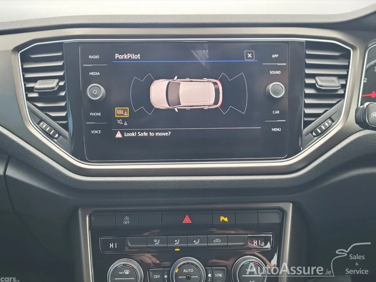 Volkswagen T-Roc Hatchback, Petrol, 2019, White