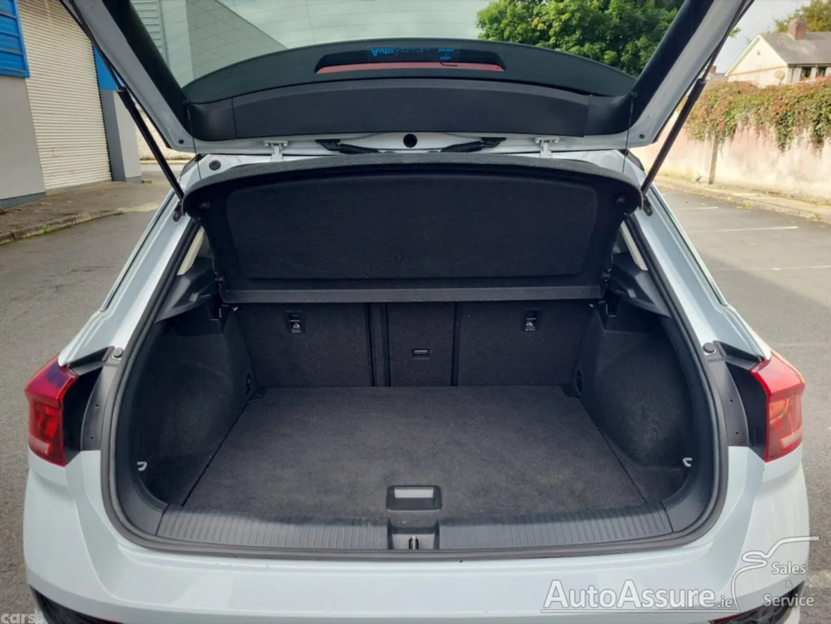 Volkswagen T-Roc Hatchback, Petrol, 2019, White