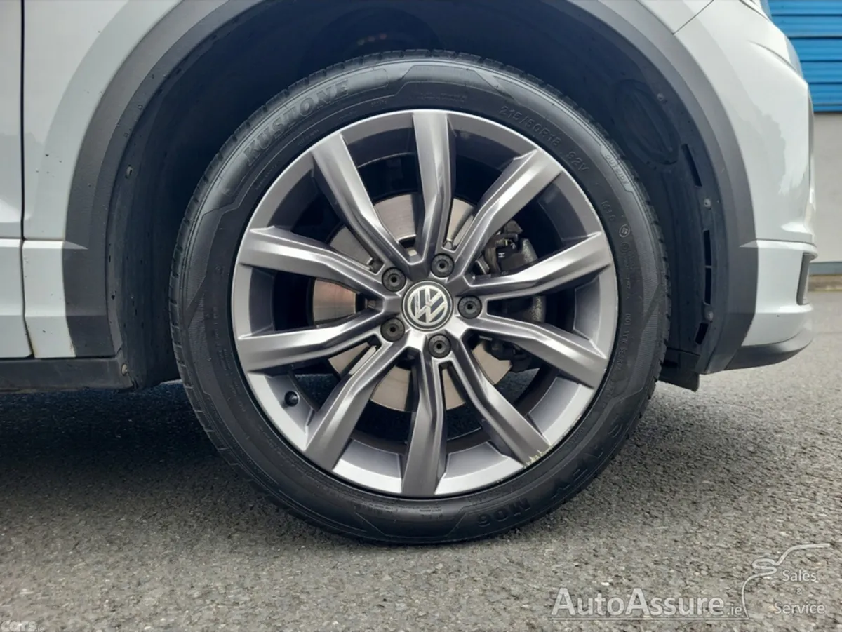 Volkswagen T-Roc Hatchback, Petrol, 2019, White