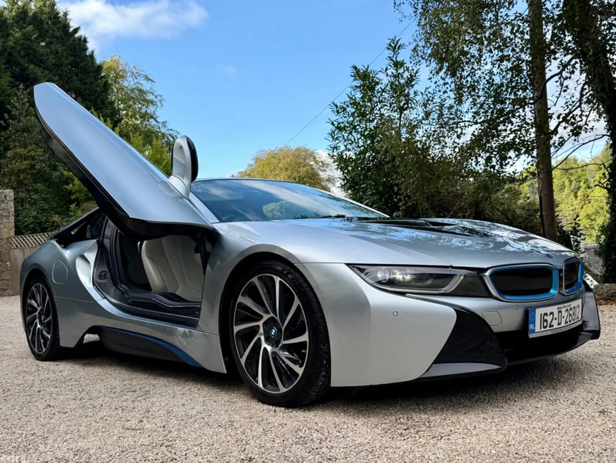 BMW i8 Coupe, Petrol Plug-in Hybrid, 2016, Silver