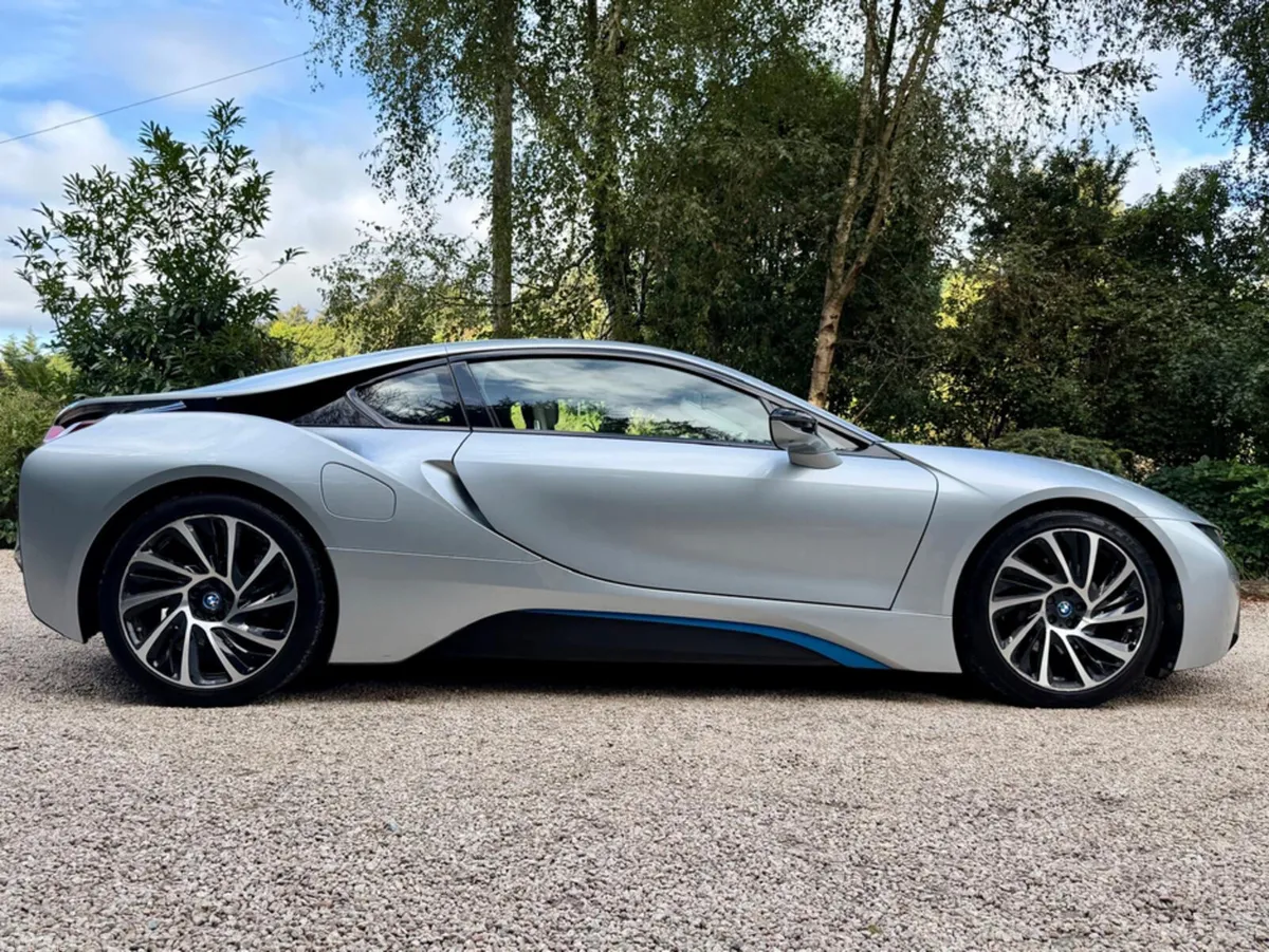 BMW i8 Coupe, Petrol Plug-in Hybrid, 2016, Silver
