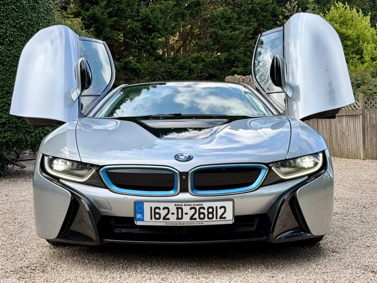 BMW i8 Coupe, Petrol Plug-in Hybrid, 2016, Silver