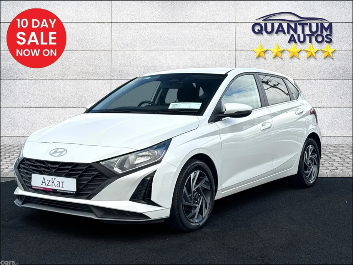 Hyundai i20 Hatchback, Petrol, 2025, White