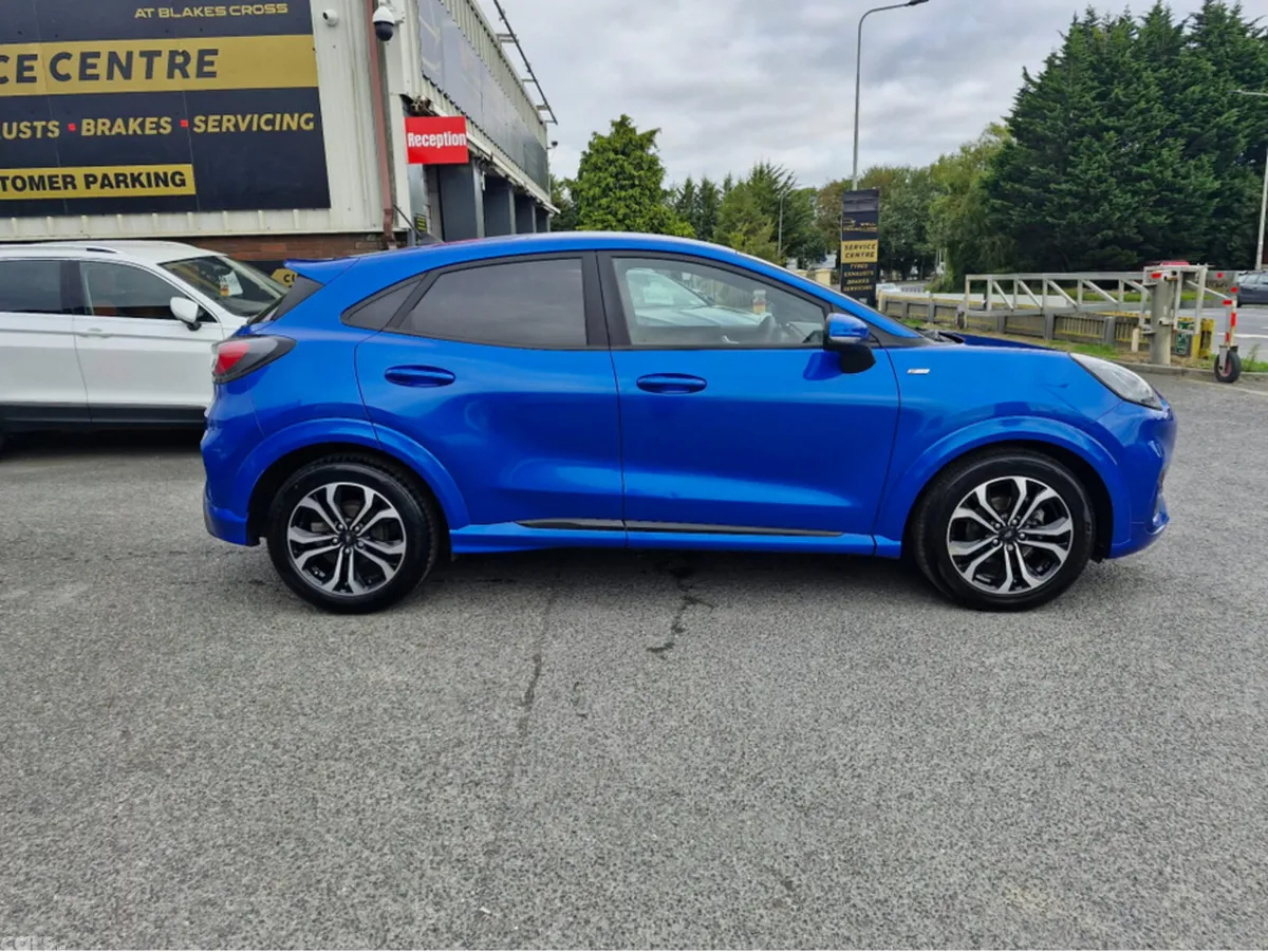 Ford Puma MPV, Petrol Hybrid, 2021, Blue