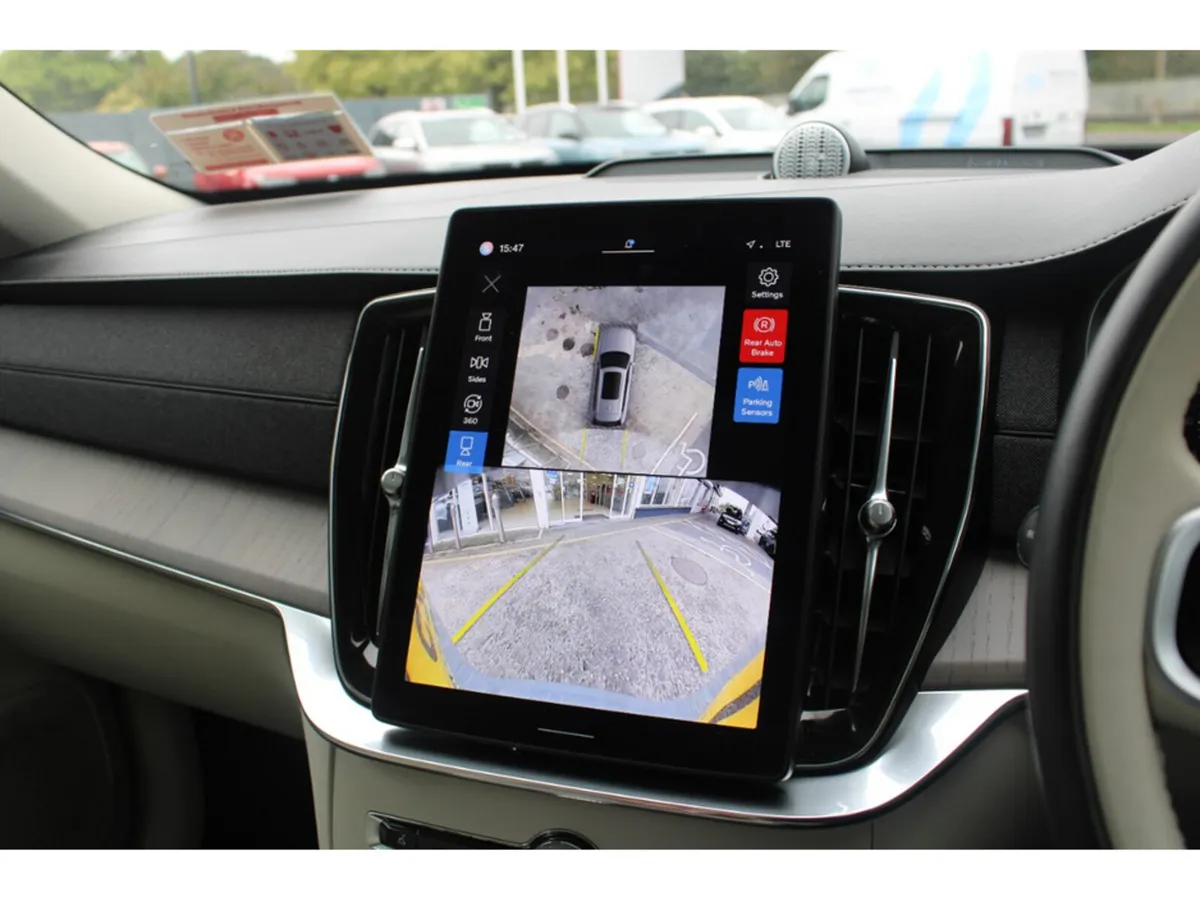 Volvo XC90 Estate, Petrol Hybrid, 2025, Grey