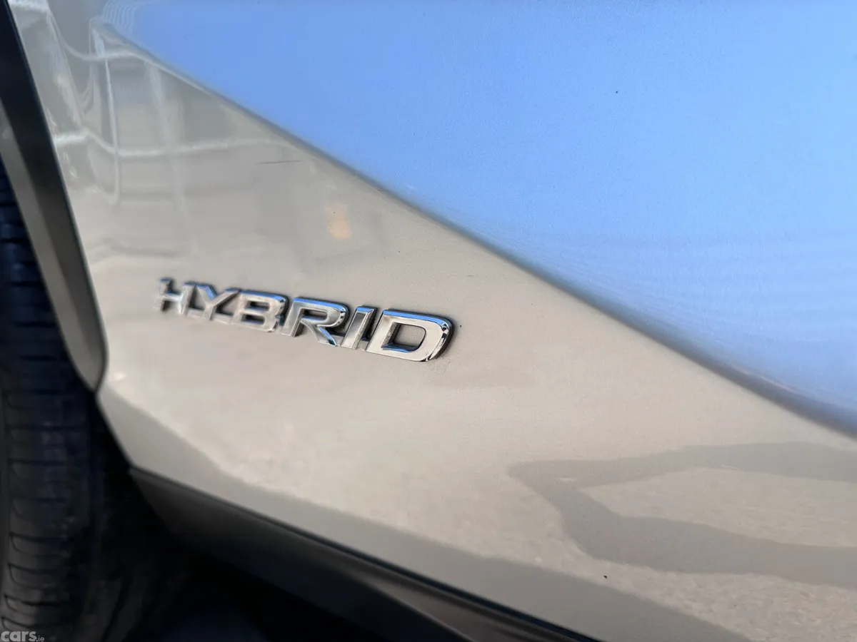 Lexus NX SUV, Petrol Hybrid, 2016, Silver