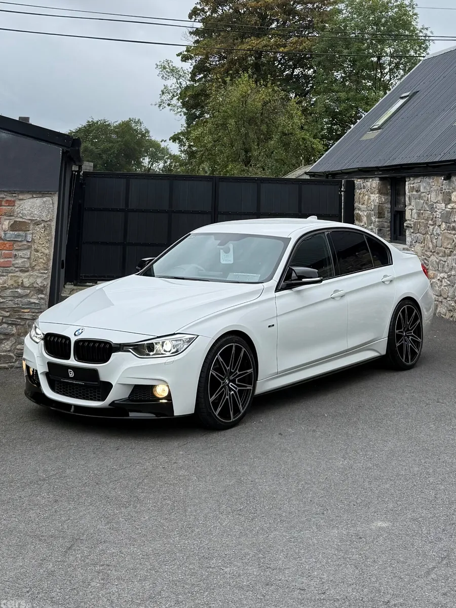 BMW 3-Series Saloon, Diesel, 2013, White