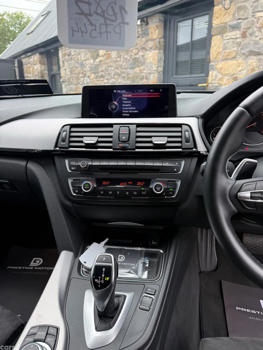 BMW 3-Series Saloon, Diesel, 2013, White