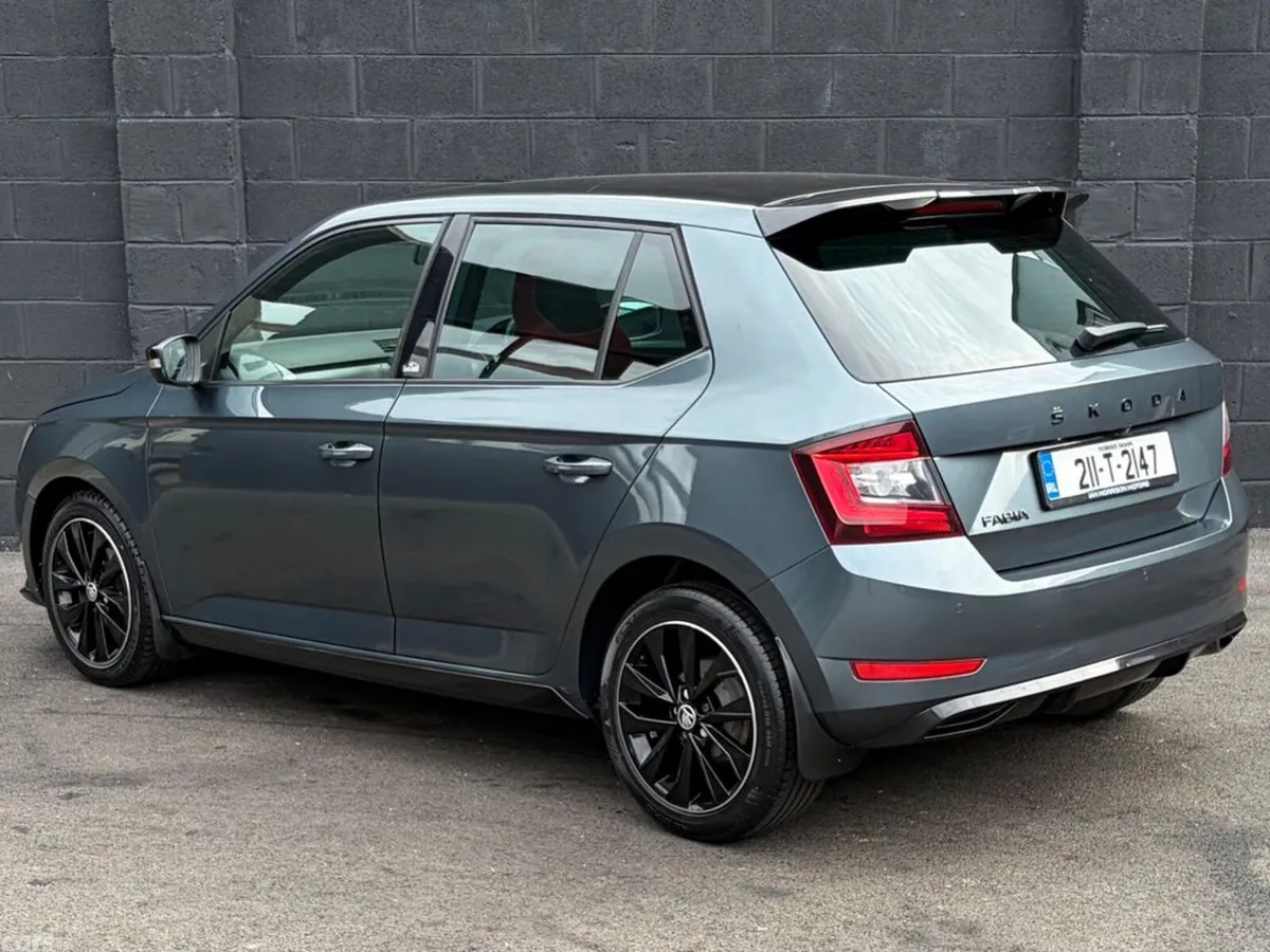 Skoda Fabia Hatchback, Petrol, 2021, Grey