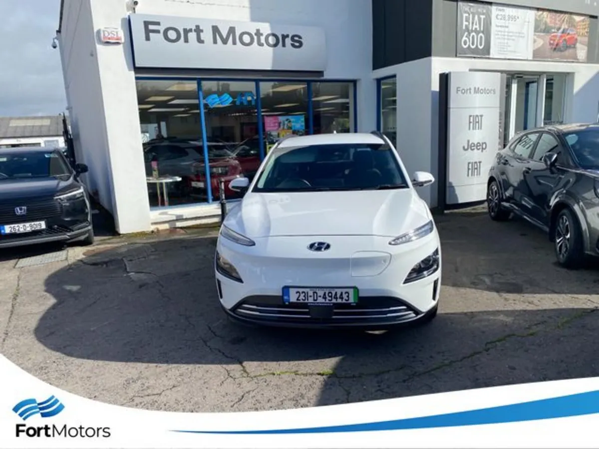 Hyundai KONA Hatchback, Electric, 2023, White