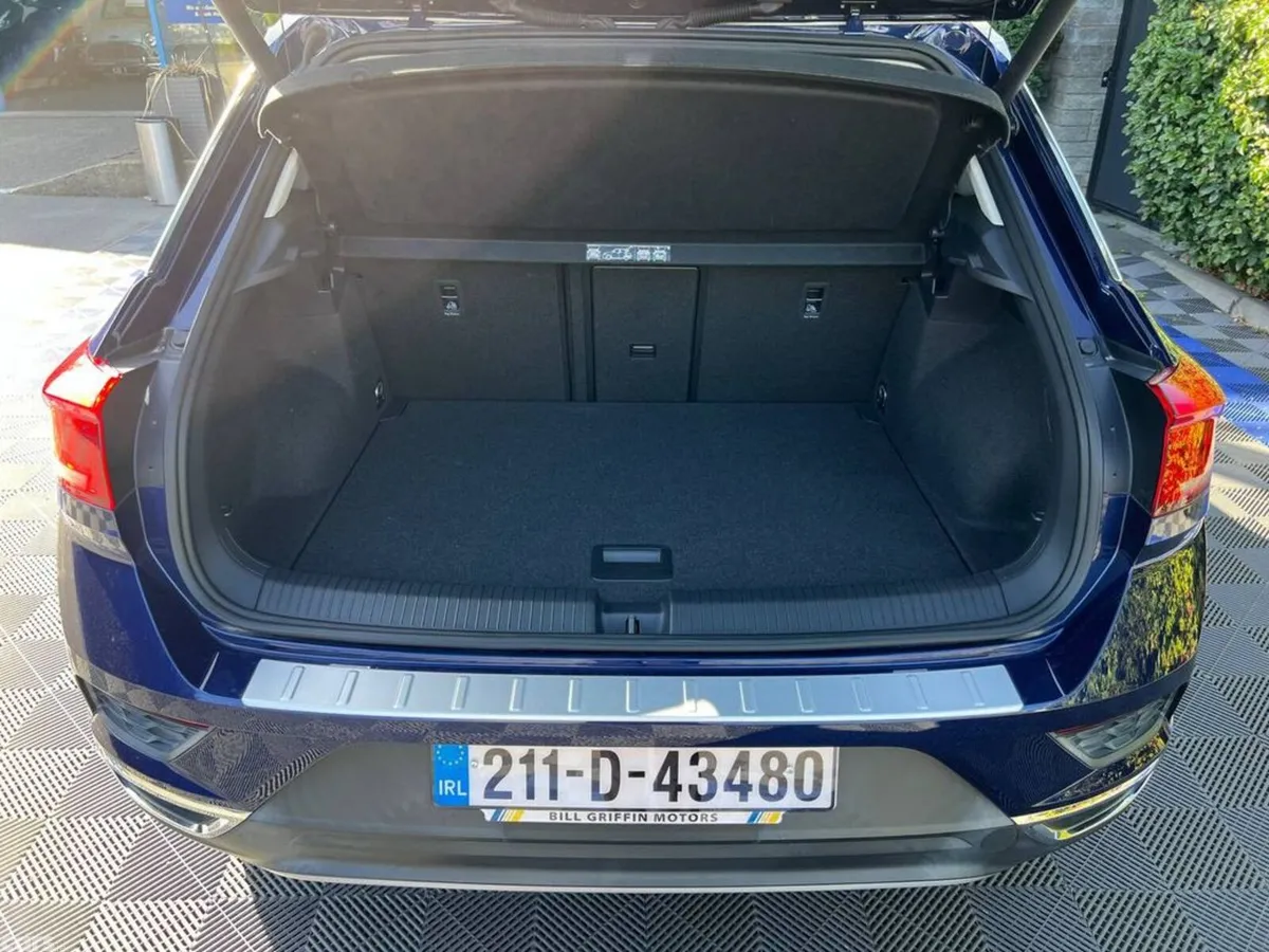 Volkswagen T-Roc SUV, Diesel, 2021, Blue