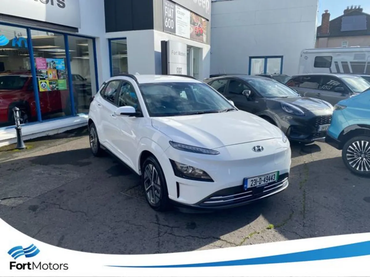 Hyundai KONA Hatchback, Electric, 2023, White