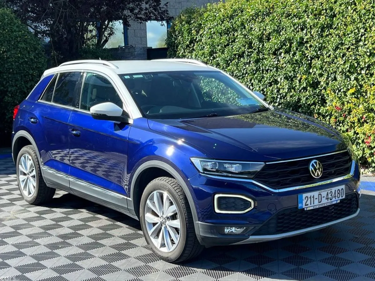 Volkswagen T-Roc SUV, Diesel, 2021, Blue