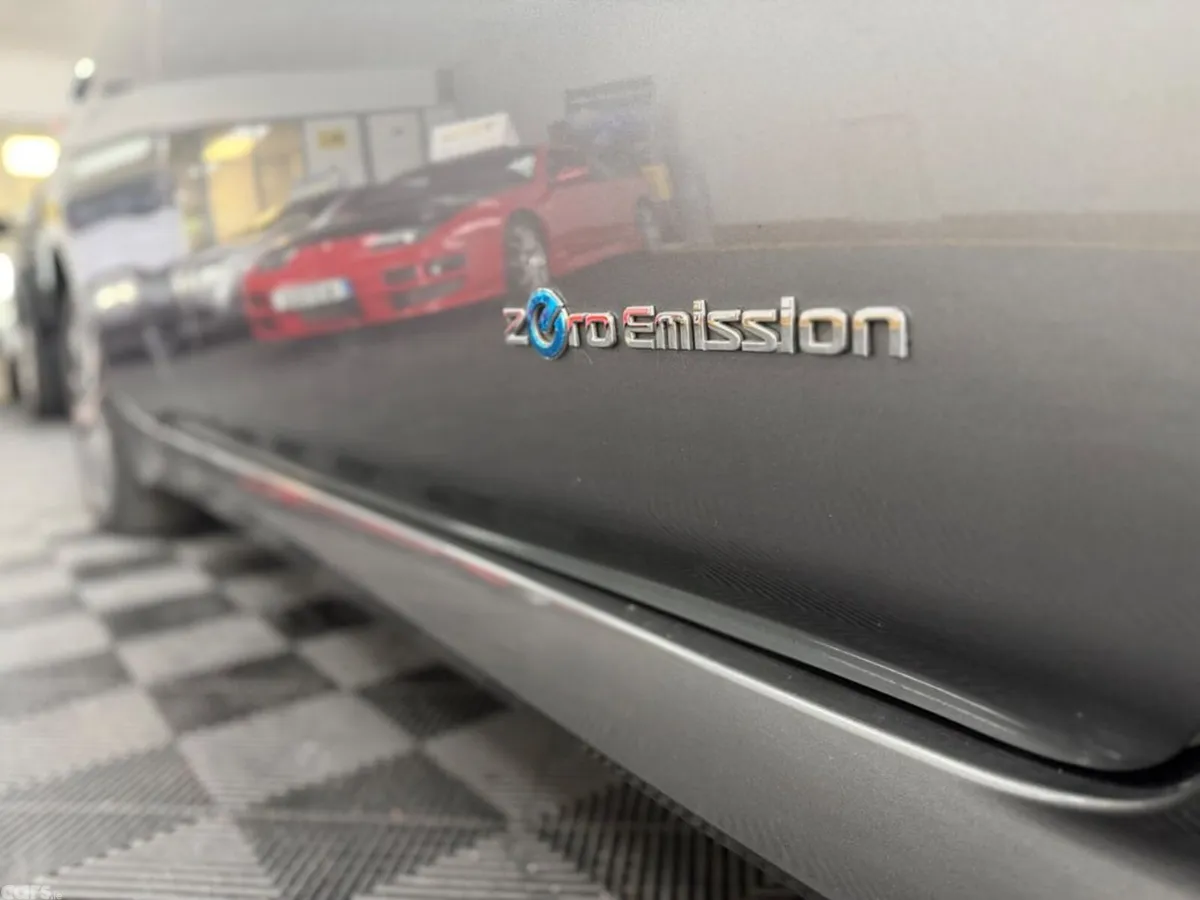 Nissan Leaf MPV, Electric, 2020, Grey