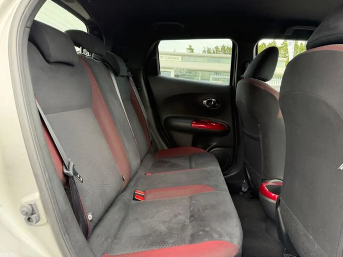 Nissan Juke MPV, Petrol, 2015, Silver